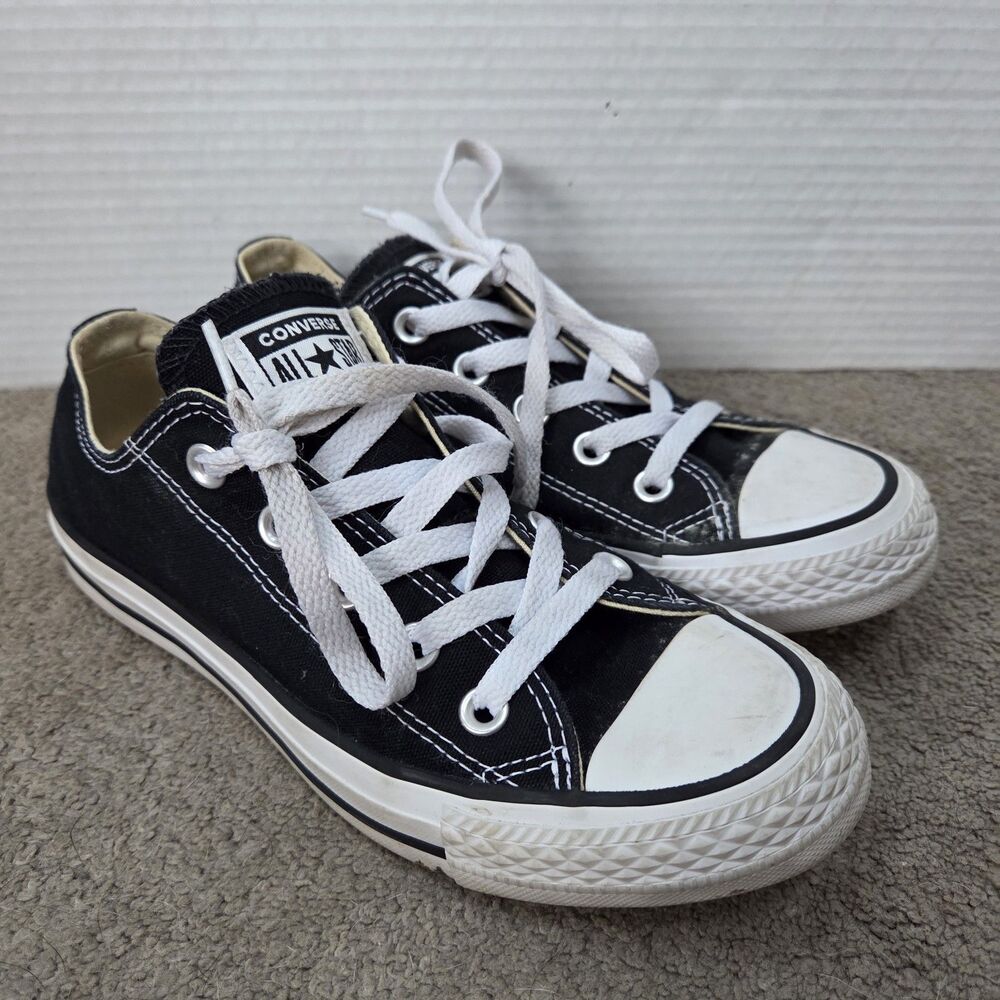 Converse All Star Unisex Sneakers  Size Wmn 6 Men 4 Black White Canvas Low Top